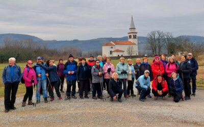 Na krajšem pohodu po okolici Dobravelj